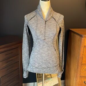 LULULEMON Think Fast Pullover Black White Pique 1/2 zip top size 4